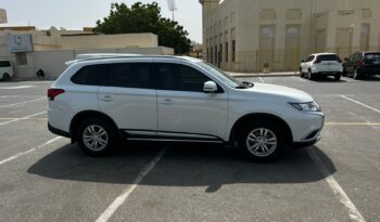 OUTLANDER 2018 MID OPTION full