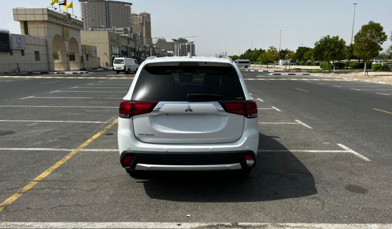 OUTLANDER 2018 MID OPTION full