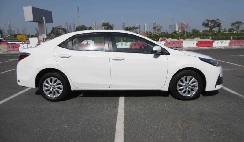 TOYOTA COROLLA 2019 2.0 WHITE full