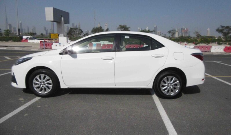 TOYOTA COROLLA 2019 2.0 WHITE full