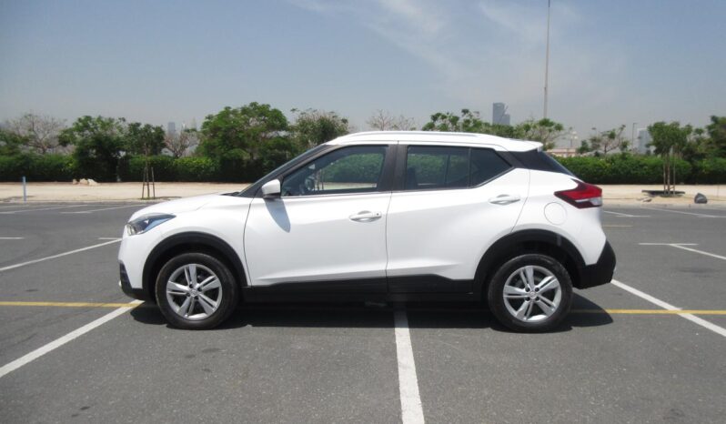 NISSAN KICKS 2019 WHITE full