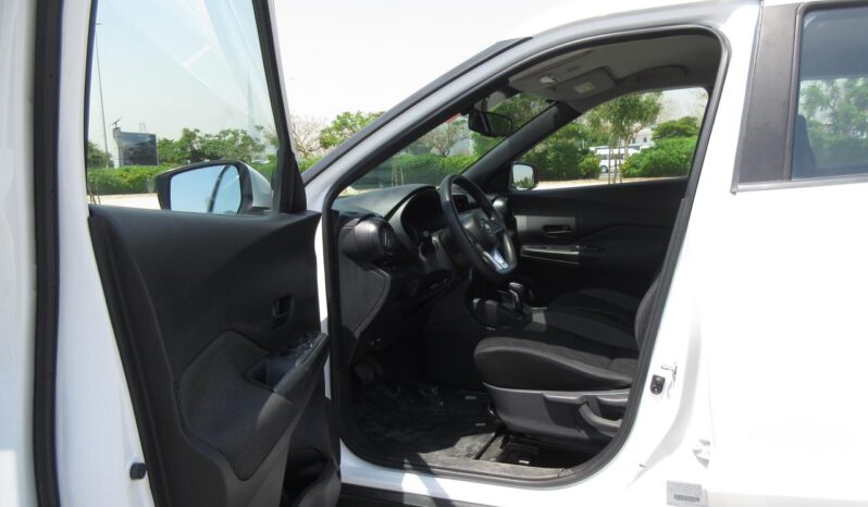 NISSAN KICKS 2019 WHITE full
