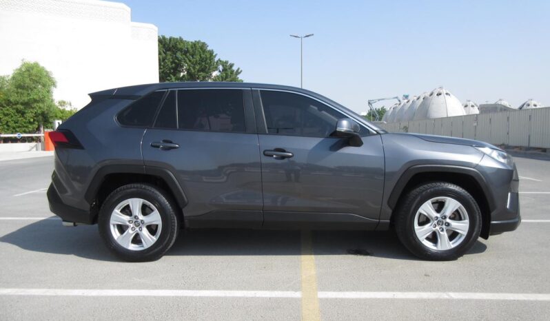 Toyota RAV4 2019 full