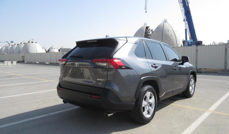 Toyota RAV4 2019 full