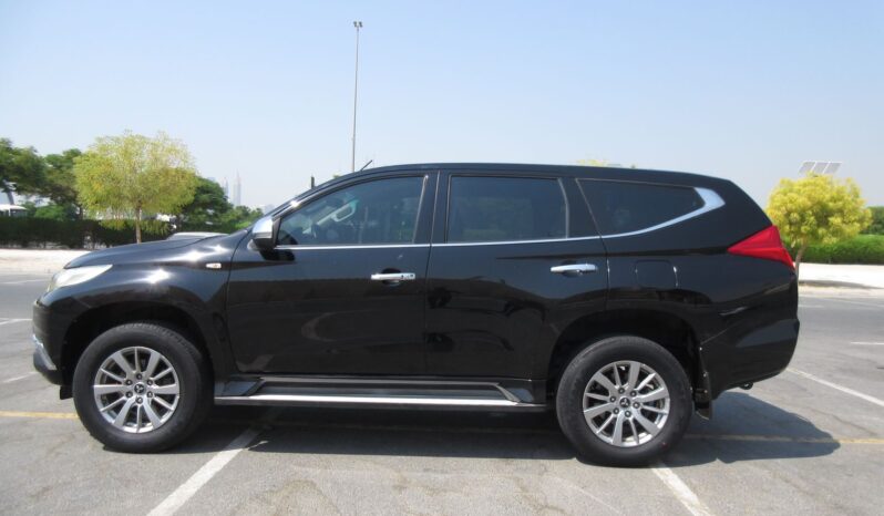 MITSUBISHI MONTERO 2017 full