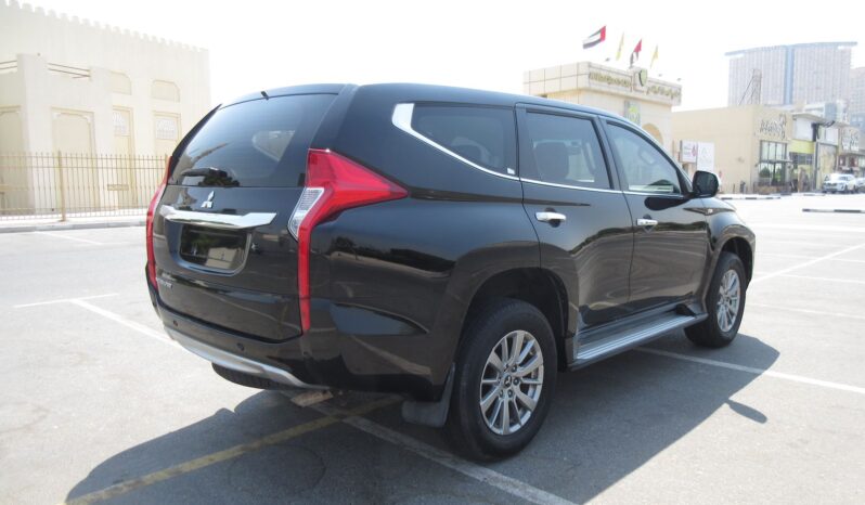MITSUBISHI MONTERO 2017 full