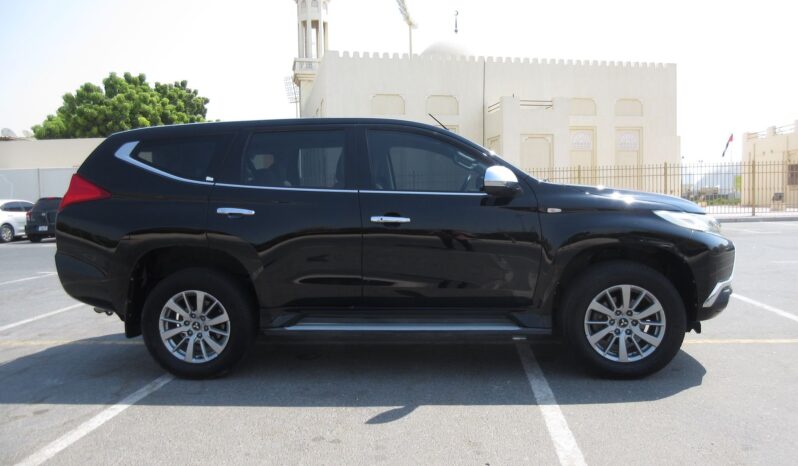 MITSUBISHI MONTERO 2017 full
