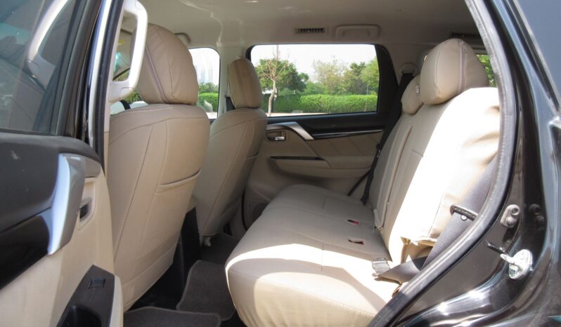MITSUBISHI MONTERO 2017 full