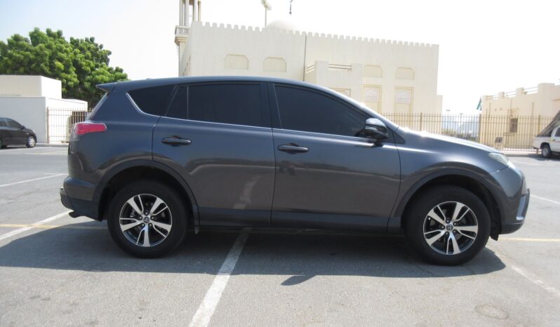 TOYOTA RAV 4 2018 full