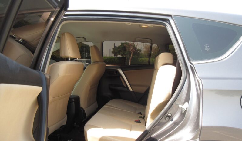 TOYOTA RAV 4 2018 full