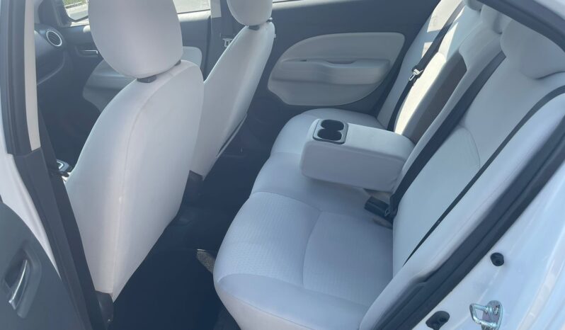 Mitsubishi Attrage 2021 white full