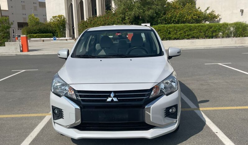 Mitsubishi Attrage 2021 white full