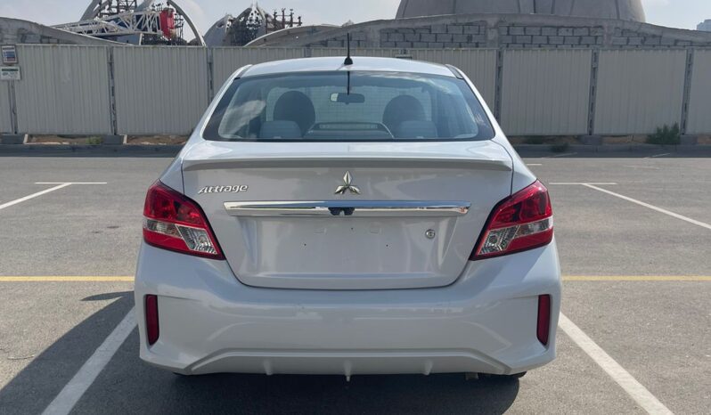 Mitsubishi Attrage 2021 white full