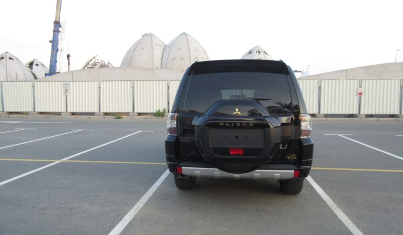 Mitsubishi Pajero 2022 full