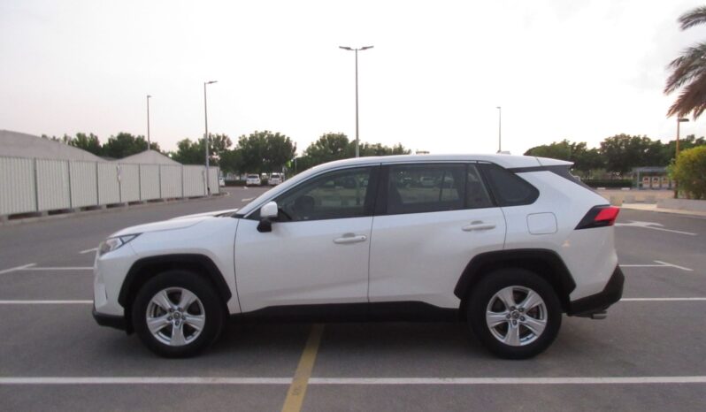 TOYOTA RAV4 2019 full