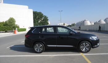 Mitsubishi Outlander 2022 Black full
