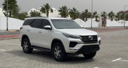 TOYOTA FORTUNER 2023 WHITE GXR