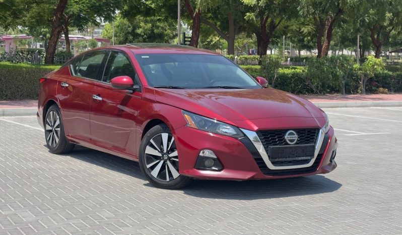 NISSAN ALTIMA 2022 RED SV